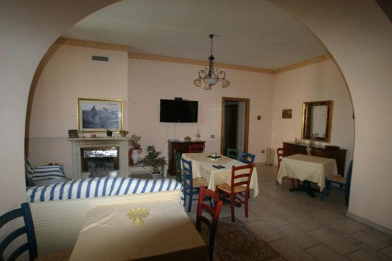 Tavernola - Locanda Di Campagna Battipaglia Exteriér fotografie