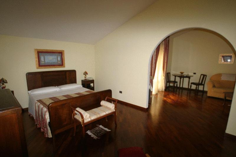 Tavernola - Locanda Di Campagna Battipaglia Exteriér fotografie